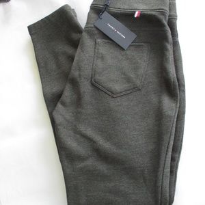 NWT - TOMMY HILFIGER gray knit jeans - sz S - $69.